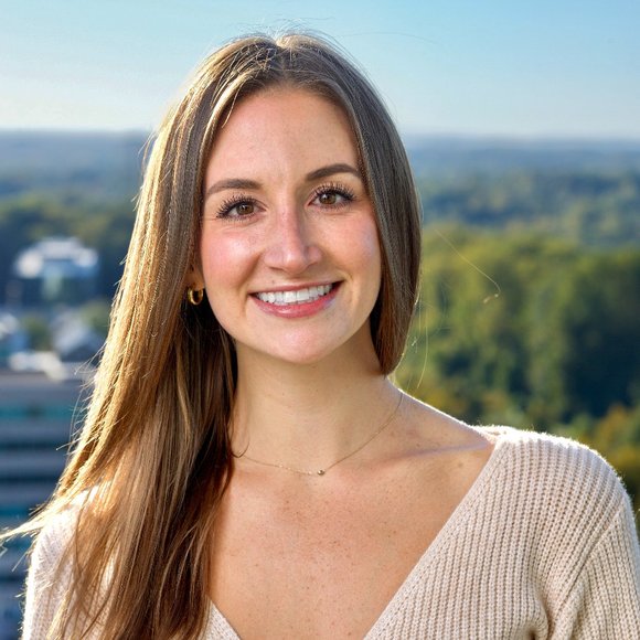 Meet your Posher, Natalie - Picture 1 of 1
